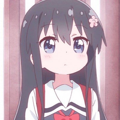 竹笋把衣服顶起来了
